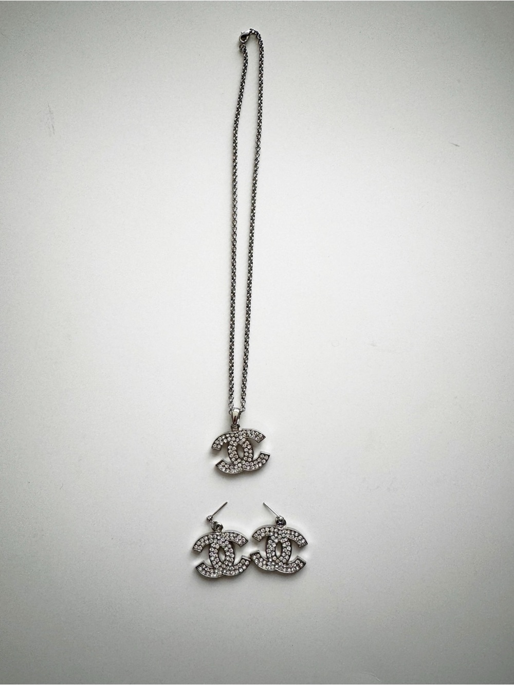 CHANEL Silver Crystal Interlocking CC Necklace and Earrings Set